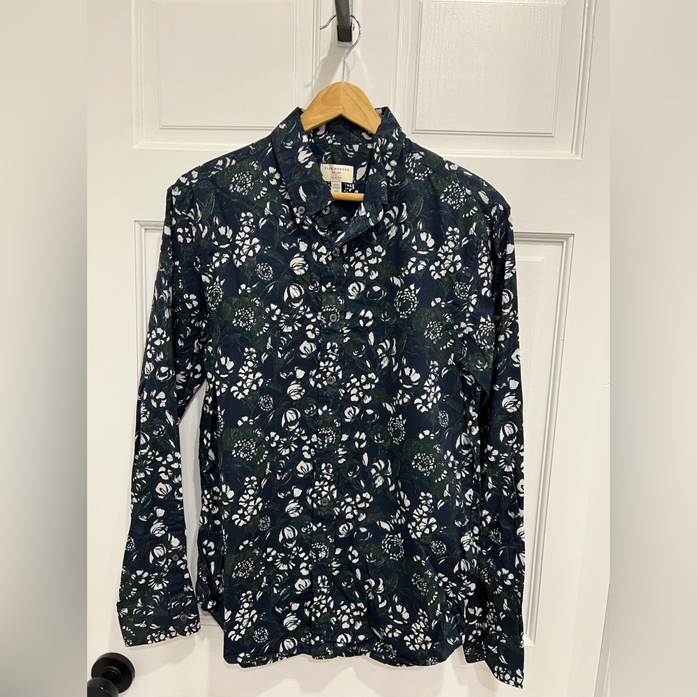 Men’s club Monaco floral shirt in sz small